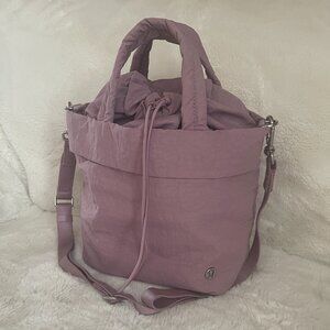 Lululemon On My Level Bag Micro Purple